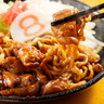【ラーメン】あなたはどっち派？8番らーめんから「2つの牛もつ煮」が期間限定で登場！冬の定番×唐麺のコラボ♪