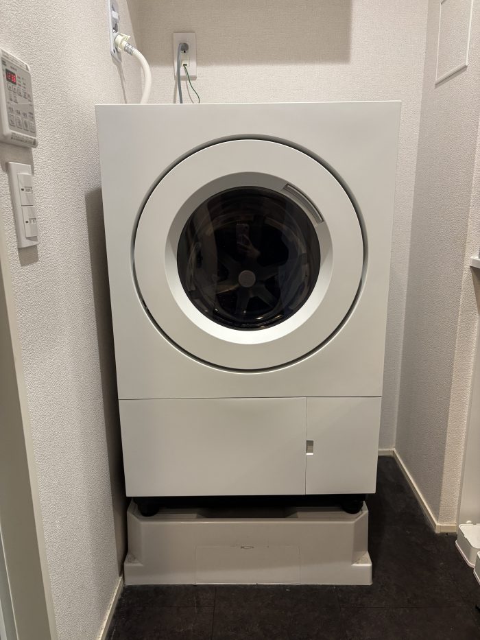 服が異常なほど絡まる洗濯機のせいで夫婦の危機に