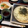 【京都うどん】伏見稲荷千本鳥居で眺望抜群☆いなり寿司も必食の名俳優実家老舗「にしむら亭」