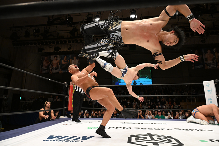 THE RAMPAGE 武知海青、プロレス王鈴木みのるとの対戦を乗り越え