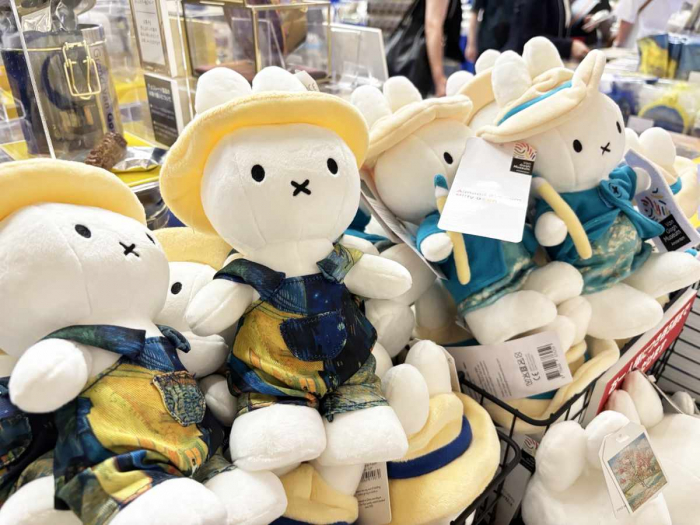 限定　神戸　大ゴッホ展　ミッフィー ぬいぐるみ 2個セット ミッフィーぬいぐるみは再入荷待ち！話題の『大ゴッホ展』限定