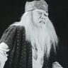 高視聴率番組「水戸黄門」で１４年間黄門様を演じ続けた東野英治郎は俳優座の創設者だった