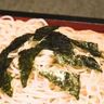 のど越しが最高の艶めく麺がたまらない…！創業76年の老舗の「ざるそば」のこだわり