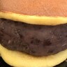 【葵区・小沼製餡】どら焼きと呼ぶには“あんこ過ぎる”　工場直売所で買える「びっくりどら焼き」