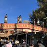 【これは意外】東京ディズニーランドでまさかの「激安220円グルメ」を発見！その“予想外な正体”に驚いた話