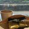 【京都モーニング】鴨川のほとりでのゆったりカフェ！観光の休憩にも「川間食堂」