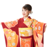 デビュー10年、感謝を込めて　姫路出身の演歌歌手・城山さんがディナーショー