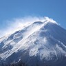 厳罰求める声も噴出　中国人大学生が5日で2度の救助要請　富士山の閉山期間に登山
