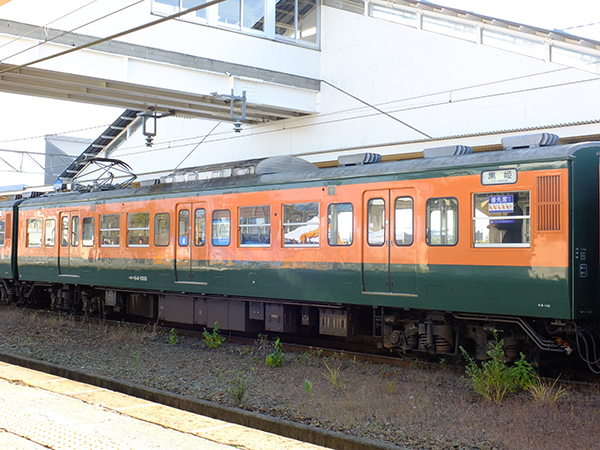 最後の湘南色】しなの鉄道で孤軍奮闘する国鉄近郊型電車115系