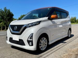軽でも快適に眠れる！日産「デイズ」で楽しむ手軽な車中泊