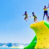 「フロリックシーアドベンチャーパーク淡路島」で日本最大級の海上アスレチックが楽しめる！