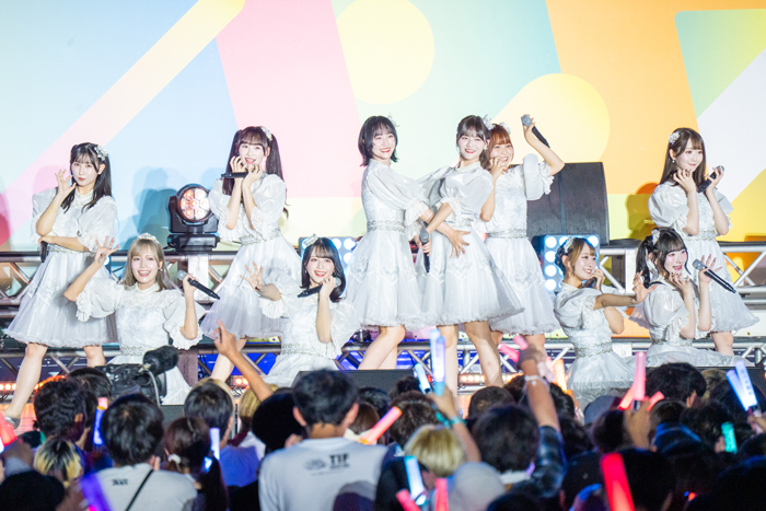 指原莉乃プロデュースのアイドルグループ＝LOVE。9年連続で