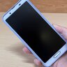 専用スタンドがなくても“スマホが倒れない”今すぐ試したくなる裏ワザ「すぐ作れる」「思わず感動」