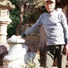 今西園・今西稔さん　山田神社に｢巳｣寄贈　干支に因んだ石像自作
