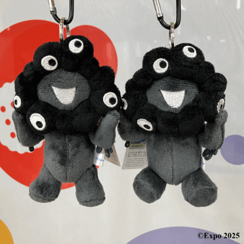 大阪万博 黒いミャクミャクぬいぐるみキーホルダー 黒ミャクミャクどこで買える？大阪万博の販売場所や入手方法