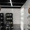 “まさに本物のF1ドライバーそのもの”ブラッド・ピットの魅力にフォーカスした舞台裏映像が到着！