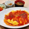 子供がよろこぶメニューに遊び場も【クロスベイ新湊　ダービー】海鮮丼、からあげ、カツカレー、オムライス…日替わり900円のランチも人気