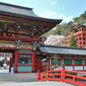JR九州オリジナル「ふたつ星4047」で巡る日帰り旅　海に連なる鳥居、日本三大稲荷「祐徳稲荷神社」、全国初の駅ホーム直結の日本酒BARなど