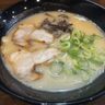 【折尾駅チカ】あっさり×ガツン！二刀流の豚骨にうなる朝ラーメンも楽しめる注目の「らーめん寅寅」【北九州市八幡西区】