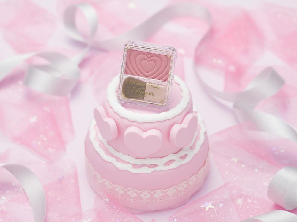 キャンメイクから40周年記念カラーのチーク出た♡キュンと甘くて